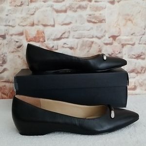 naturalizer sable flat